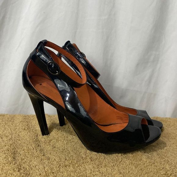 Via Spiga splice patent leather shoes 6.5 m